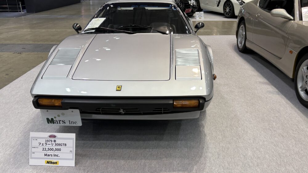 フェラーリ ディーノ308GTB 3/6