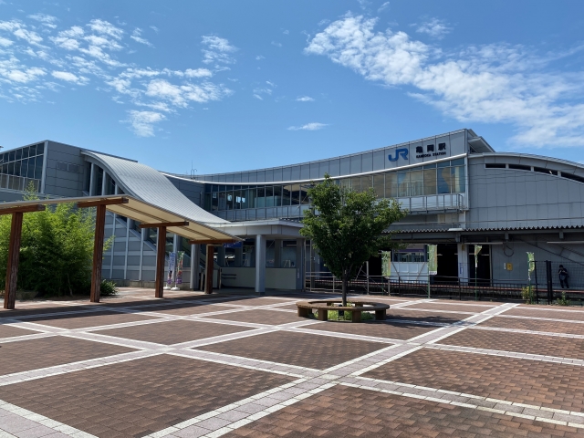 亀岡駅