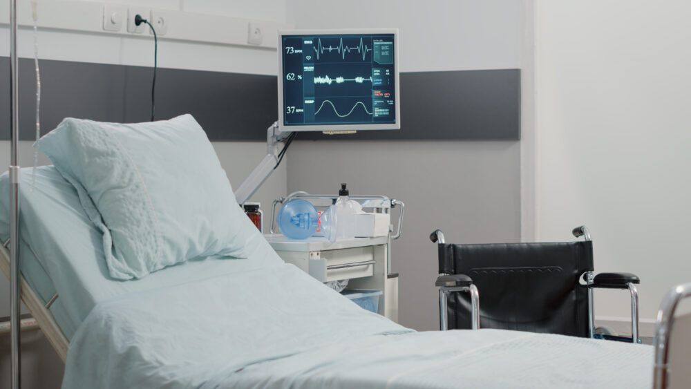 hospital-injury-bed-cure